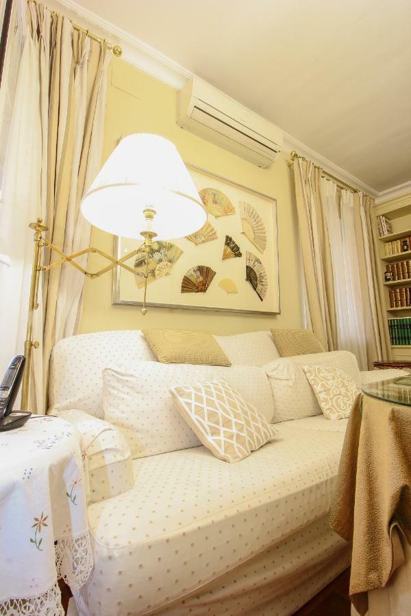 Apartament Apartamento La Feria Sewilla Zewnętrze zdjęcie