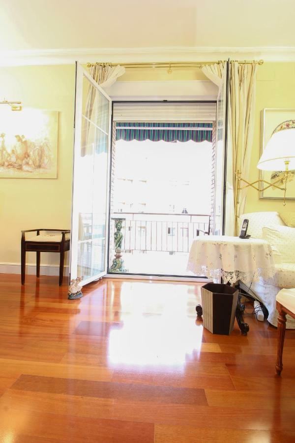 Apartament Apartamento La Feria Sewilla Zewnętrze zdjęcie