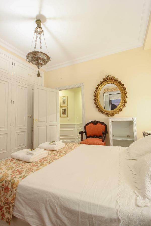 Apartament Apartamento La Feria Sewilla Zewnętrze zdjęcie