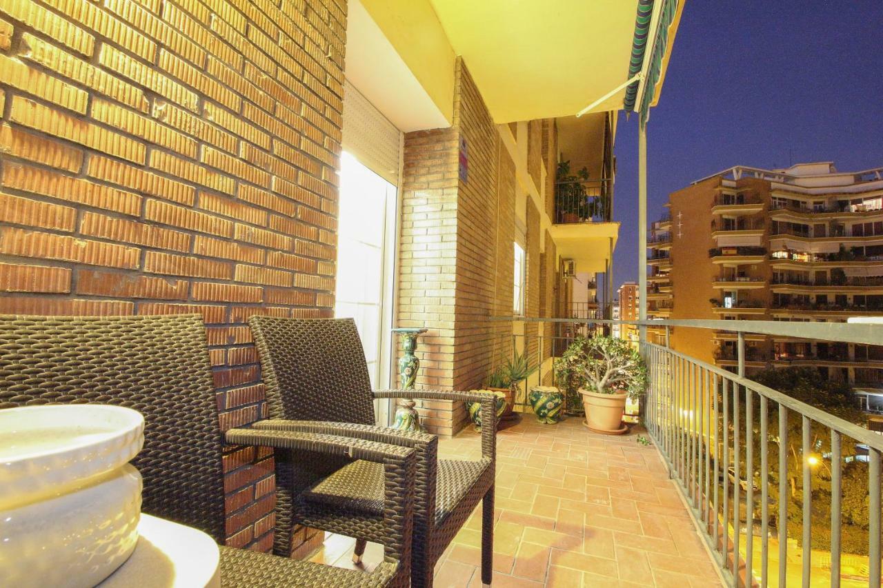 Apartament Apartamento La Feria Sewilla Zewnętrze zdjęcie